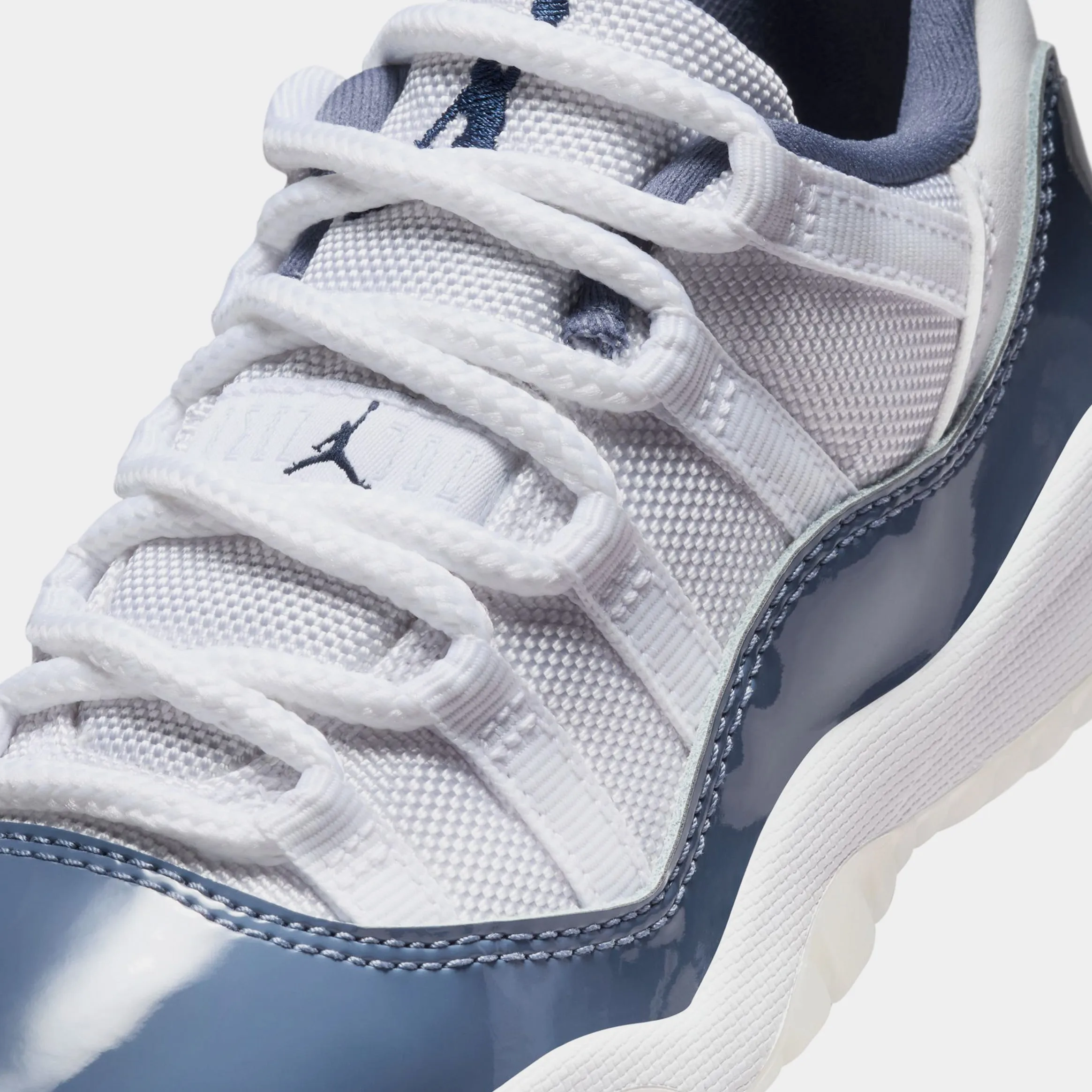 Air Jordan 11 Retro Low Diffused Blue Preschool Lifestyle Shoes (Diffused Blue/White/Midnight Navy)