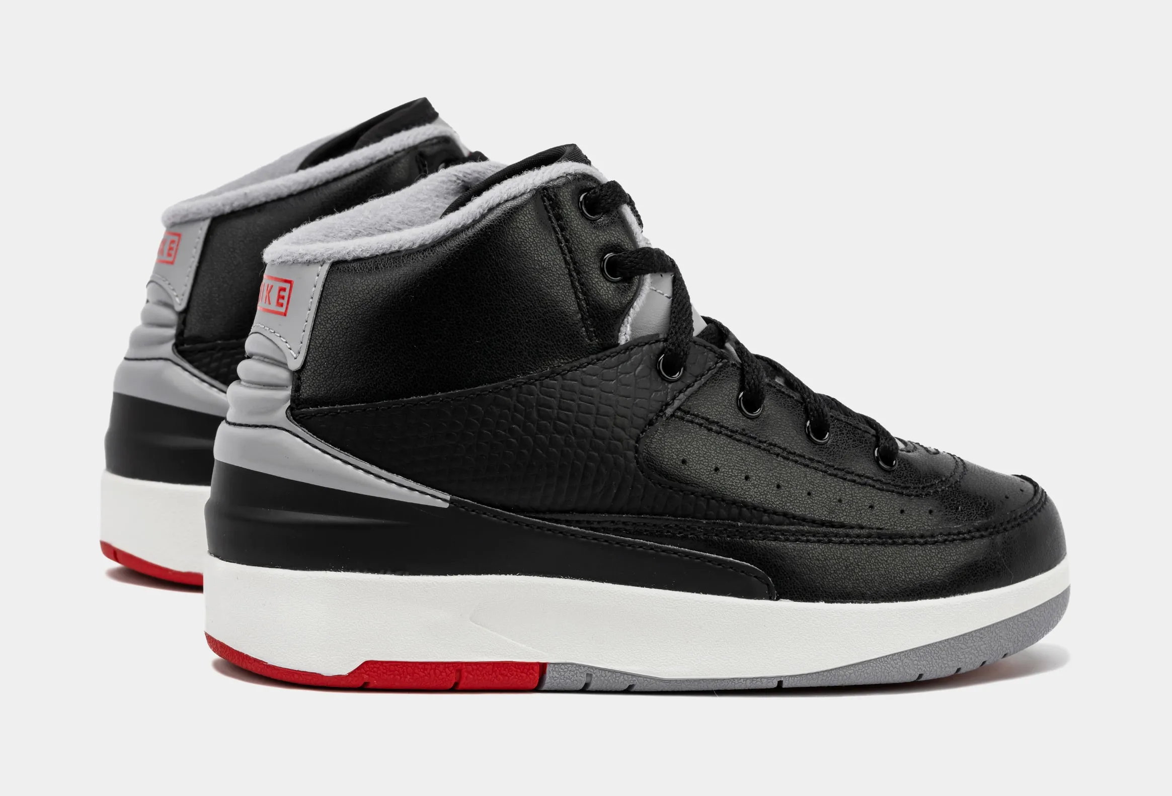 Air Jordan 2 Retro Black Cement Preschool Lifestyle Shoes (Black/Cement Grey)