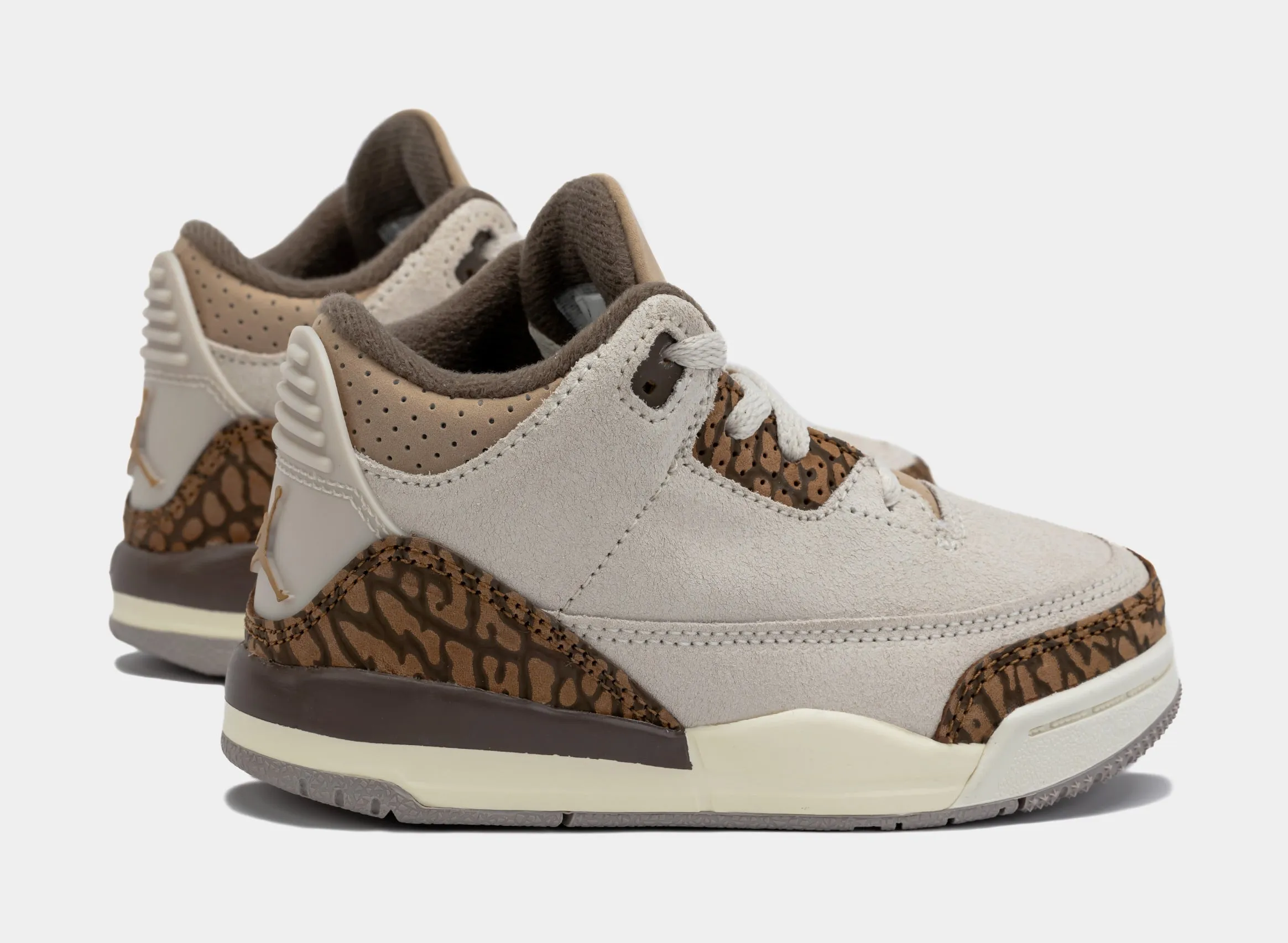 Air Jordan 3 Retro Palomino Infant Toddler Lifestyle Shoes (Light Orewood Brown/Palomino)