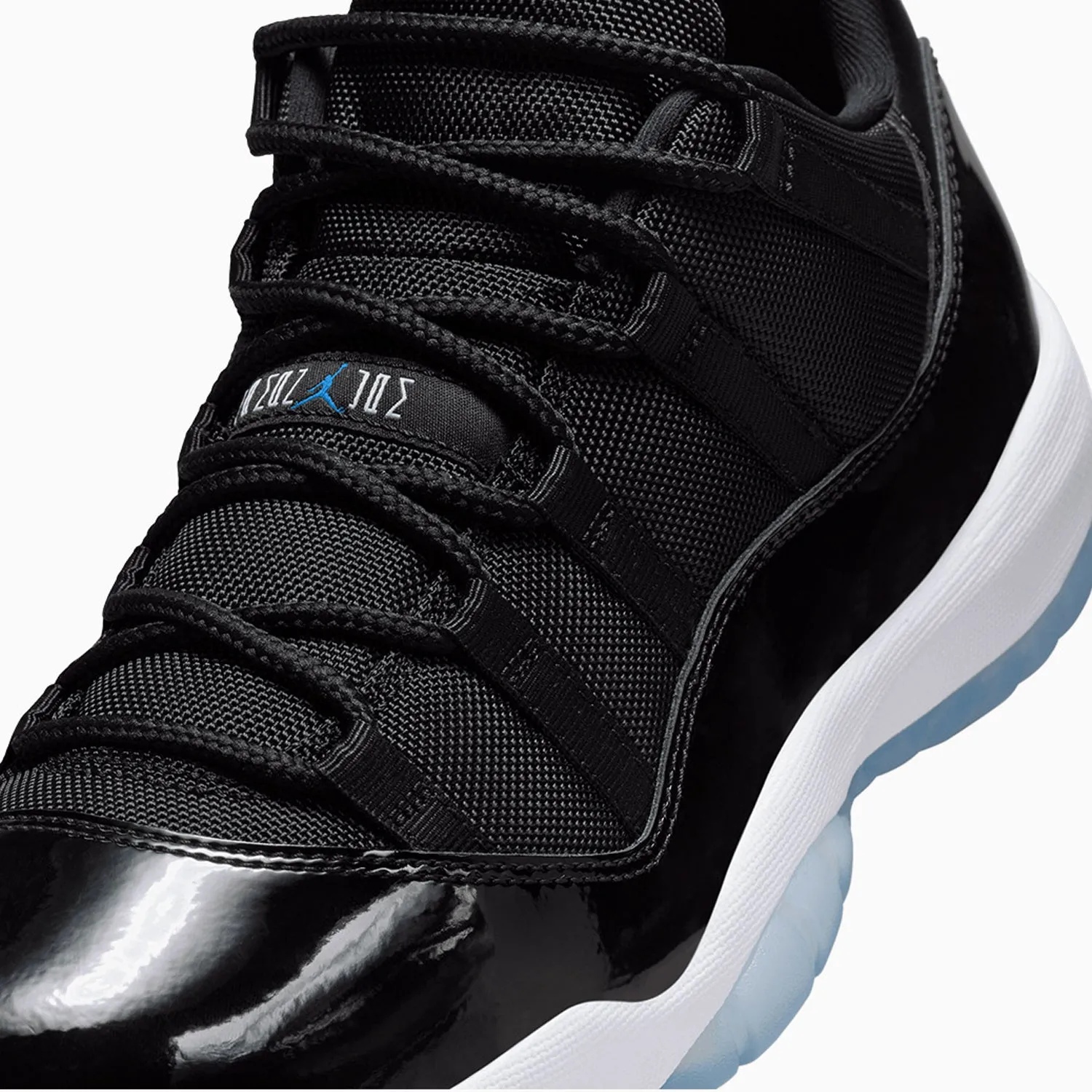 Men's Air Jordan 11 Retro Low "Space Jam"