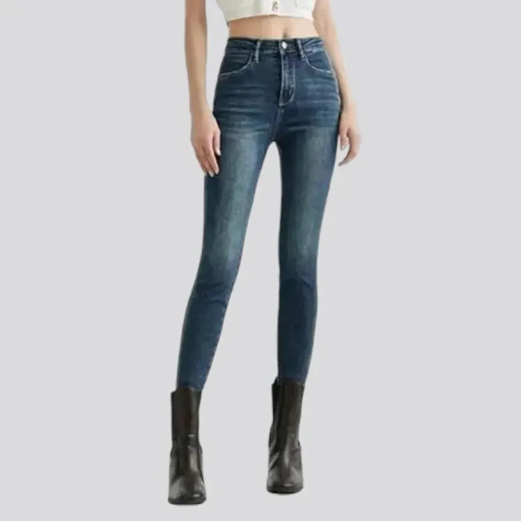 Sanded women's skinny jeans