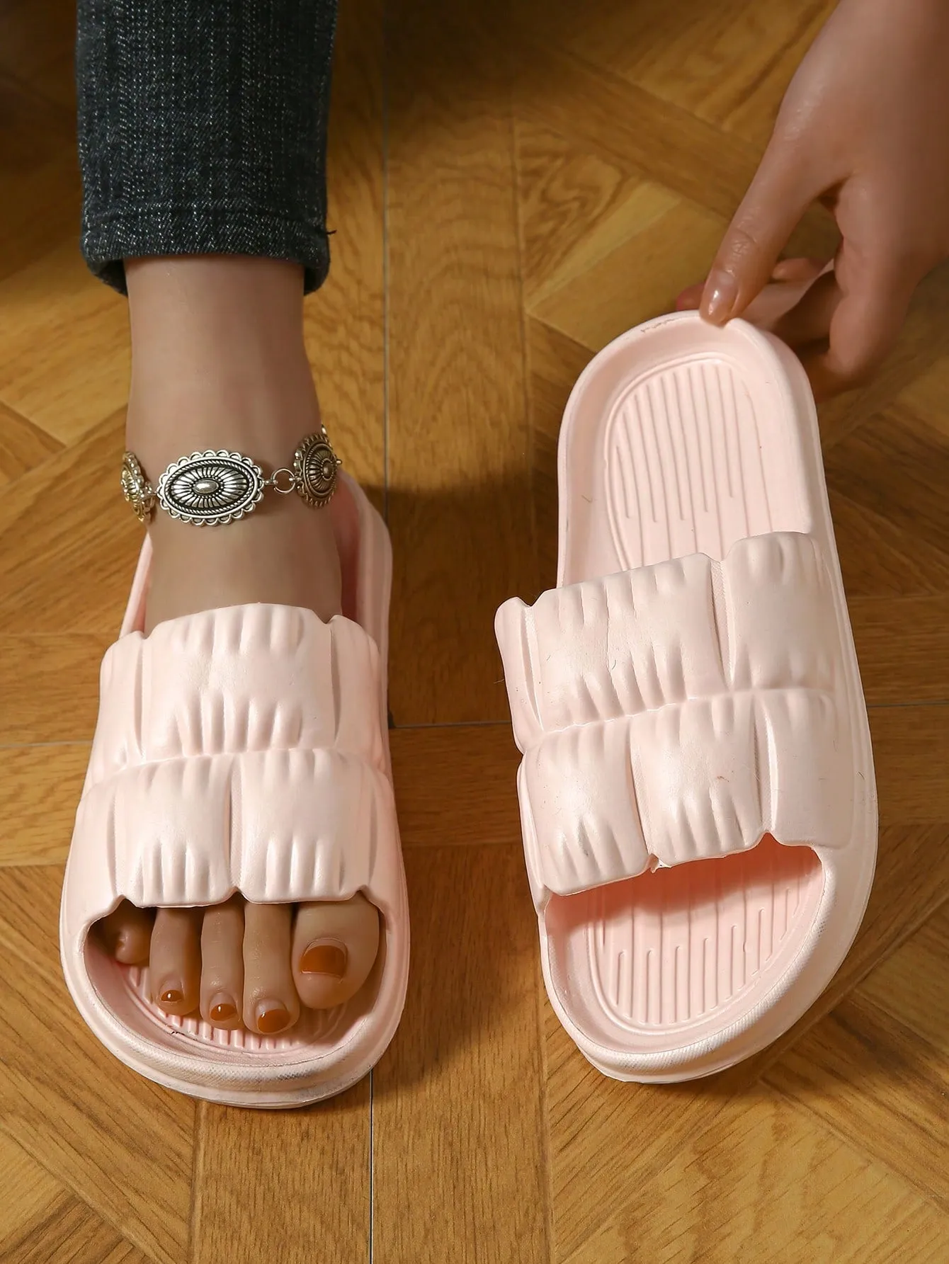 Thick-Soled Anti-Slip Home Bathing Slipper With Cool Feeling And Soft Outside For Indoor & Outdoor Use