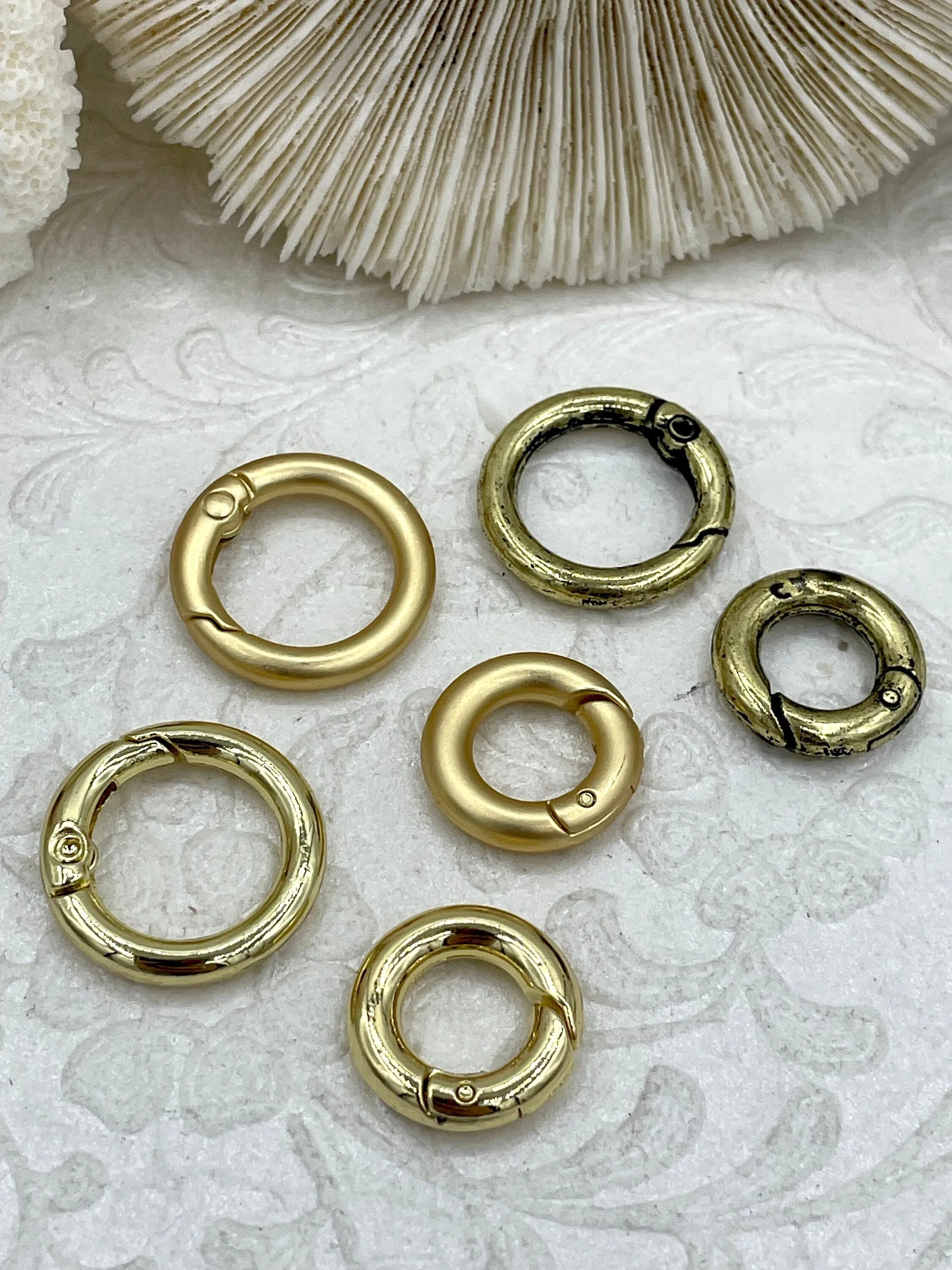 Zinc Alloy Spring Clasp, 2 sizes 15mm or 18.6mm, 6 finishes, Easy Open Spring, Gate Clasp, Necklace Building Extender.Charm Holder, FastShip